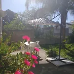 度假居 House