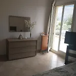 House 卡里尼