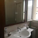 House 卡里尼